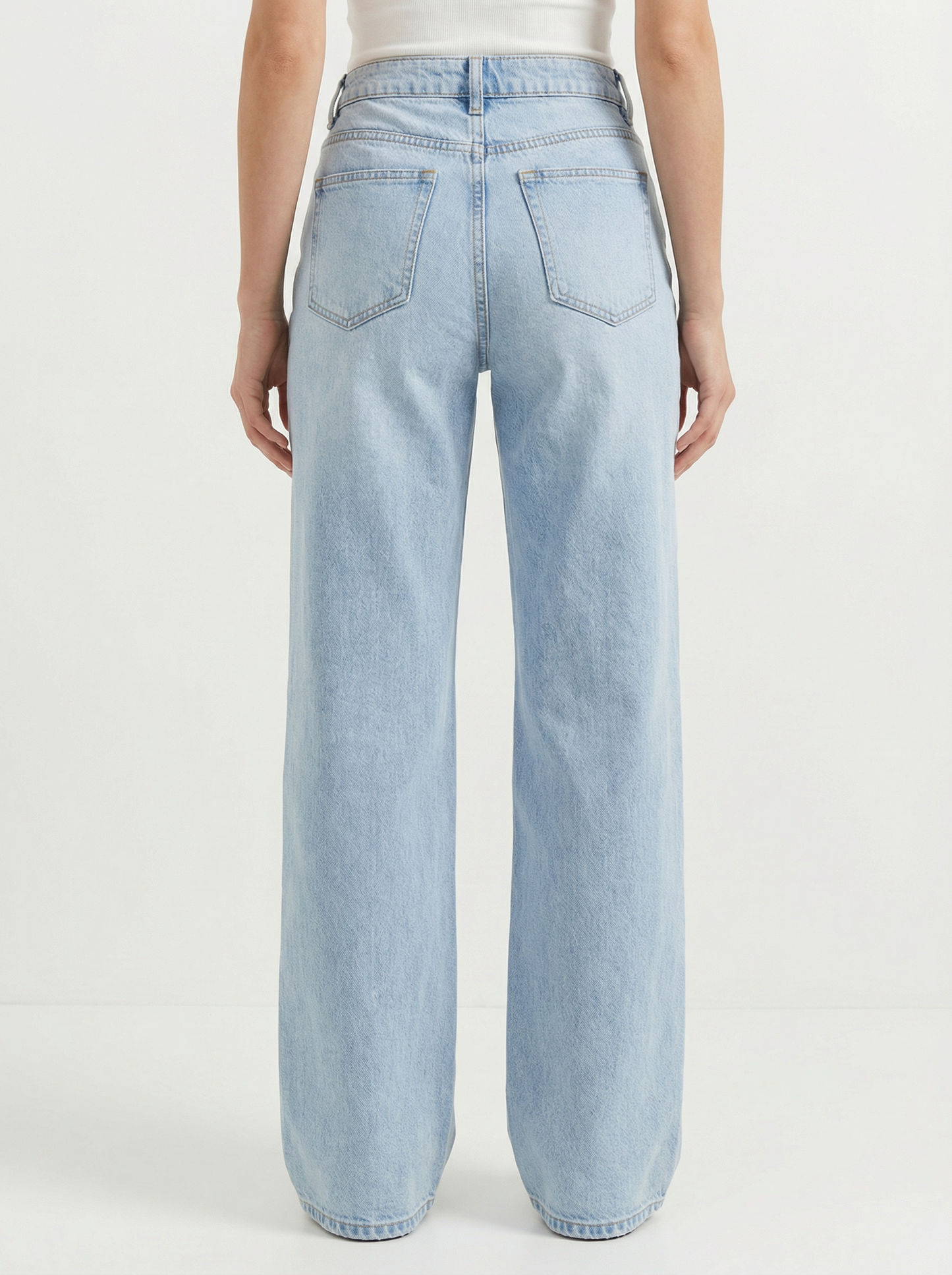 Women’s Light Wash High Waist Boyfriend Straight Leg Jeans